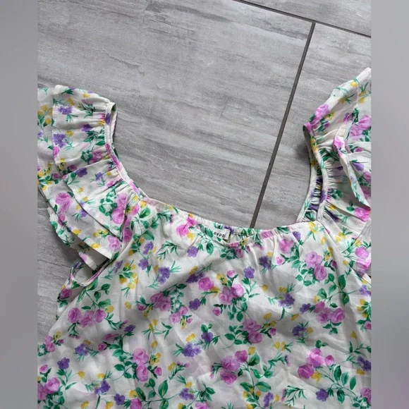 Floral Ruffle Sleeve Top - Picture 6 of 8